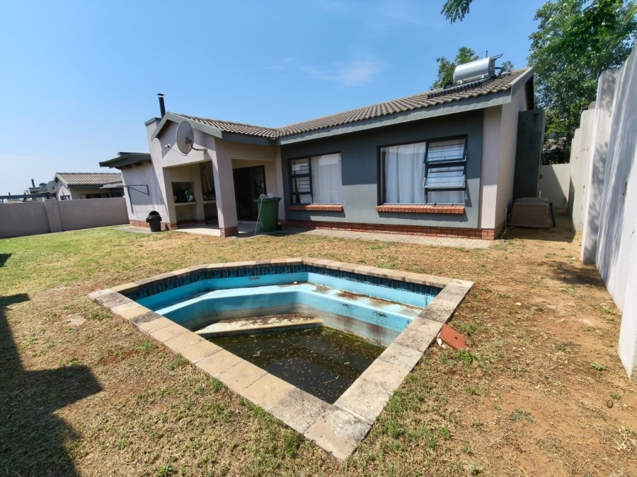 3 Bedroom Property for Sale in Waterkloof North West